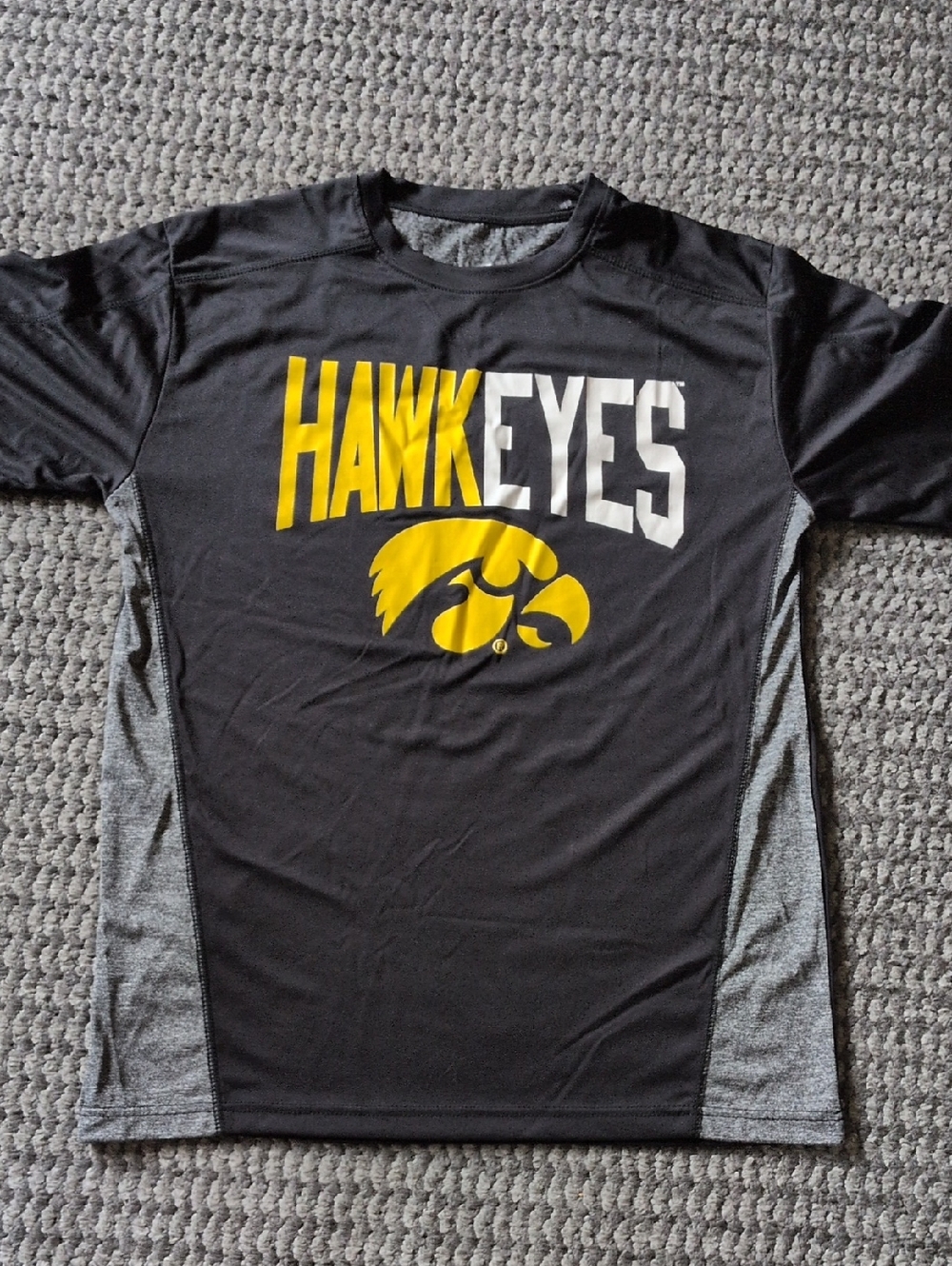 Iowa Hawkeyes Black Short-Sleeve Performance Tee - Men - Fitted
